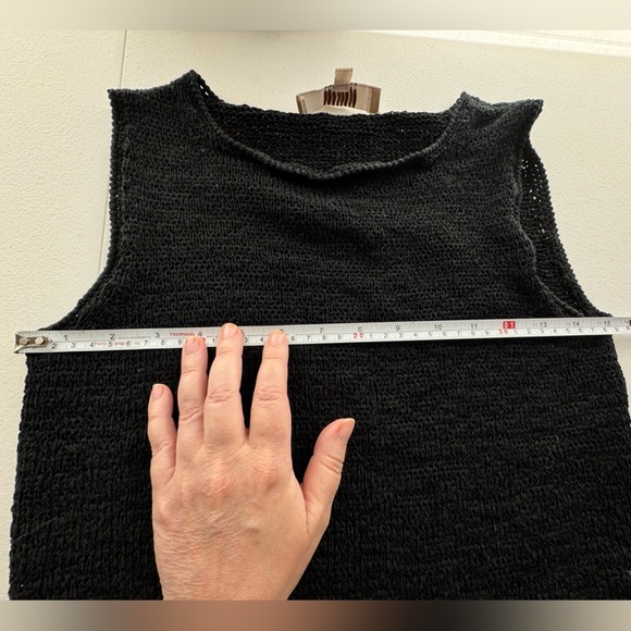 Finity Naturals Sleeveless Sweater Top Size Small - Picture 6 of 8